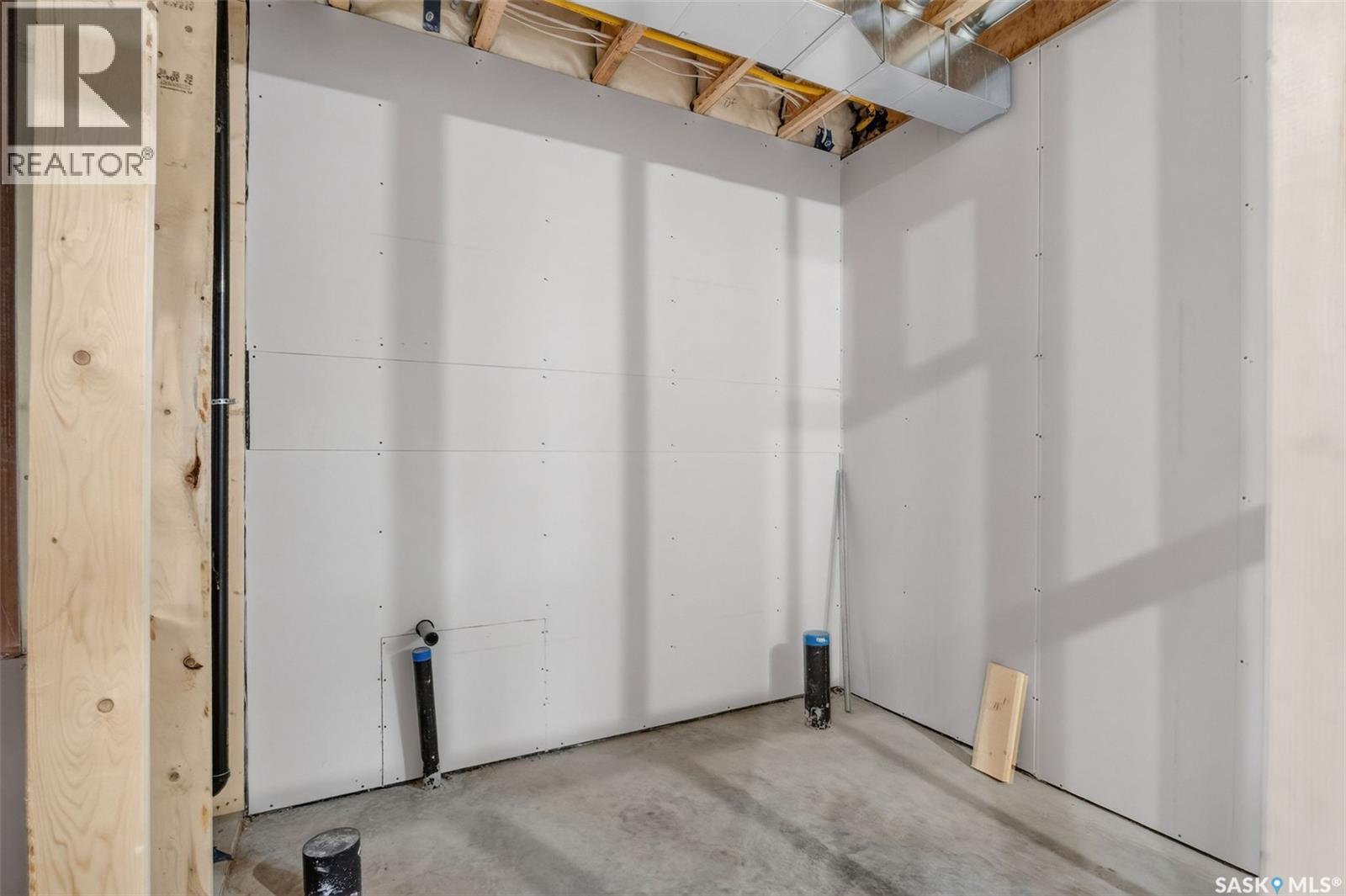 104 Lakewood DRIVE — photo 45