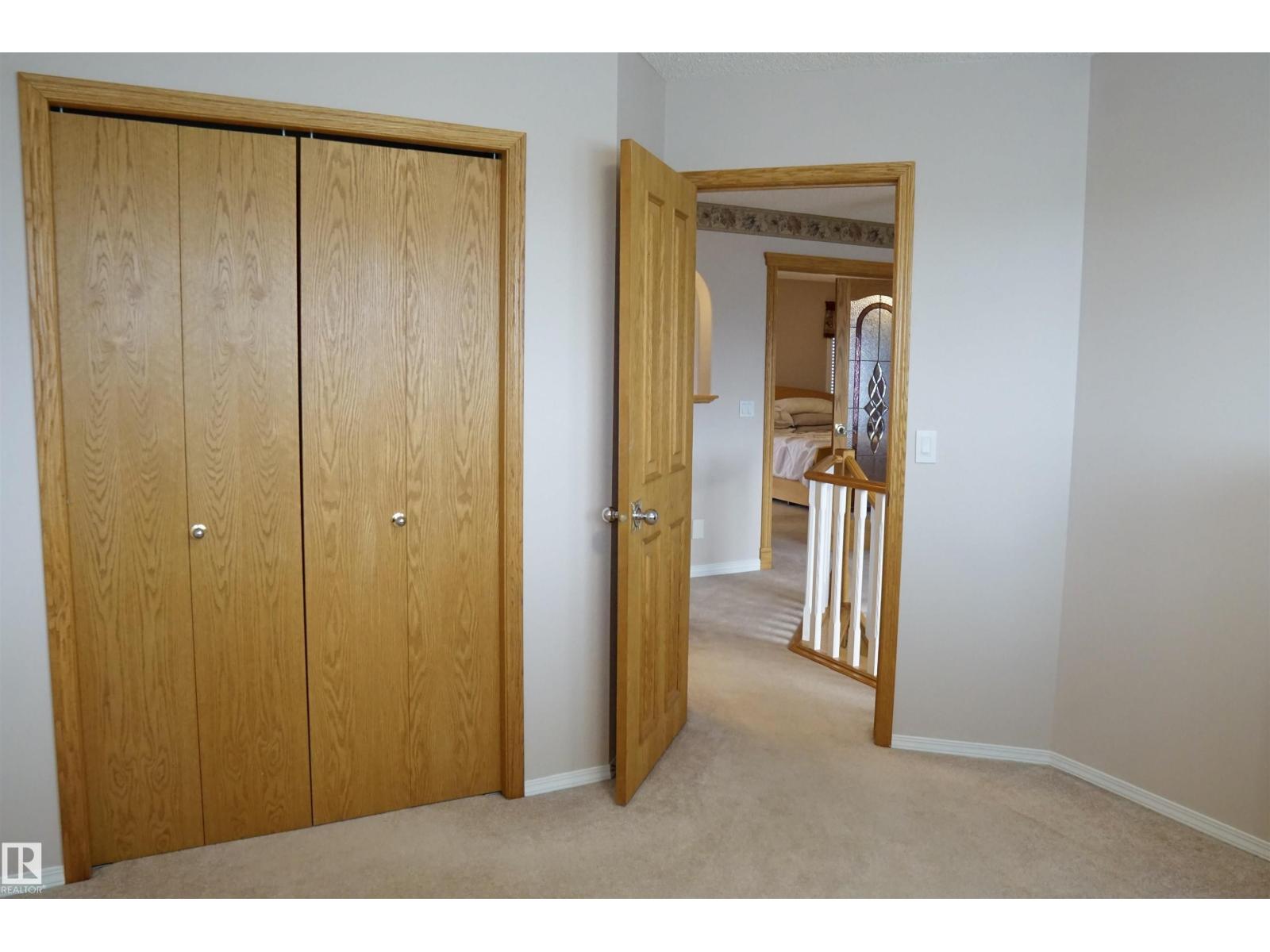 8504 160A AV NW - 25