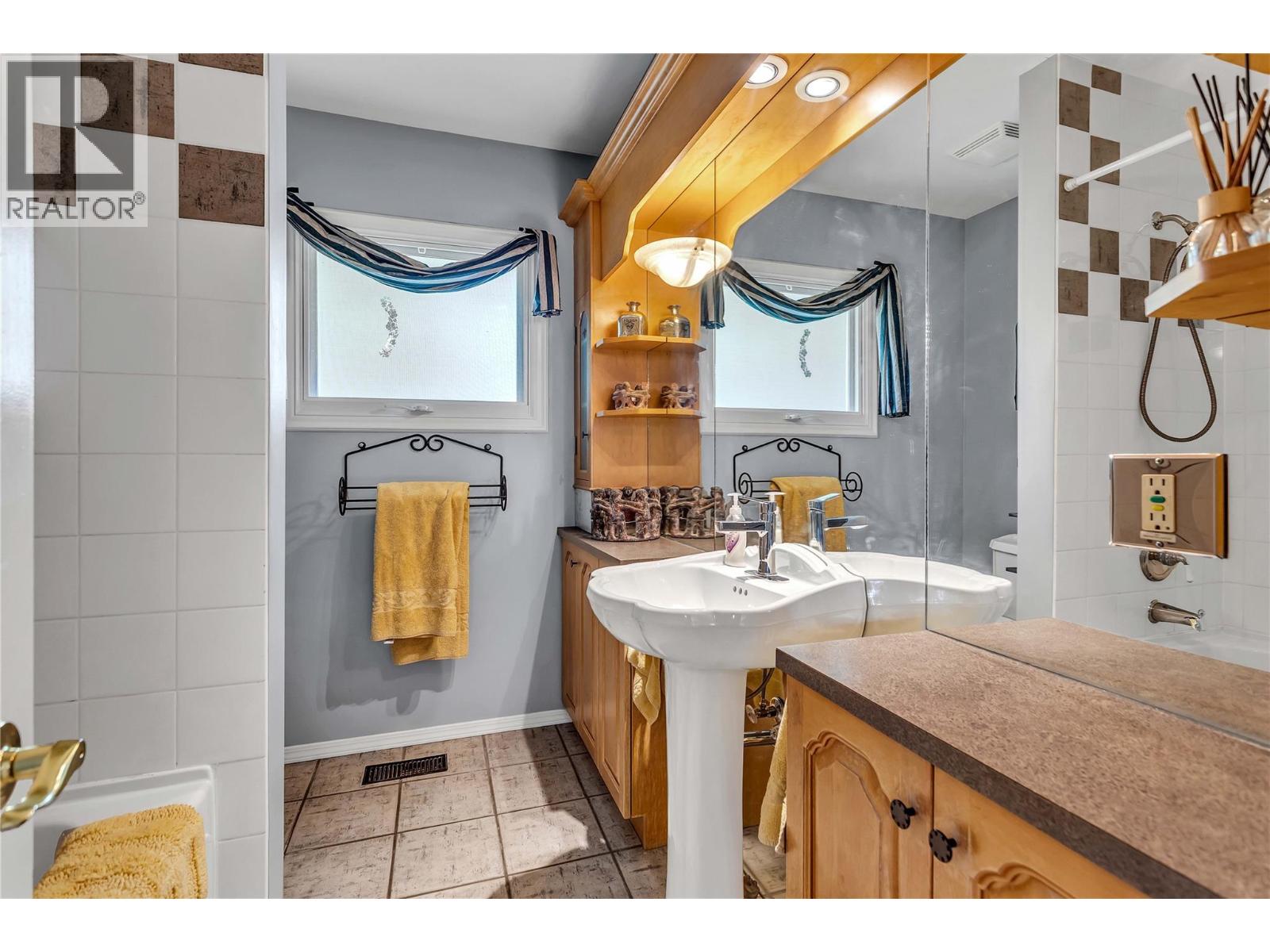 2370 Thacker Drive - 30