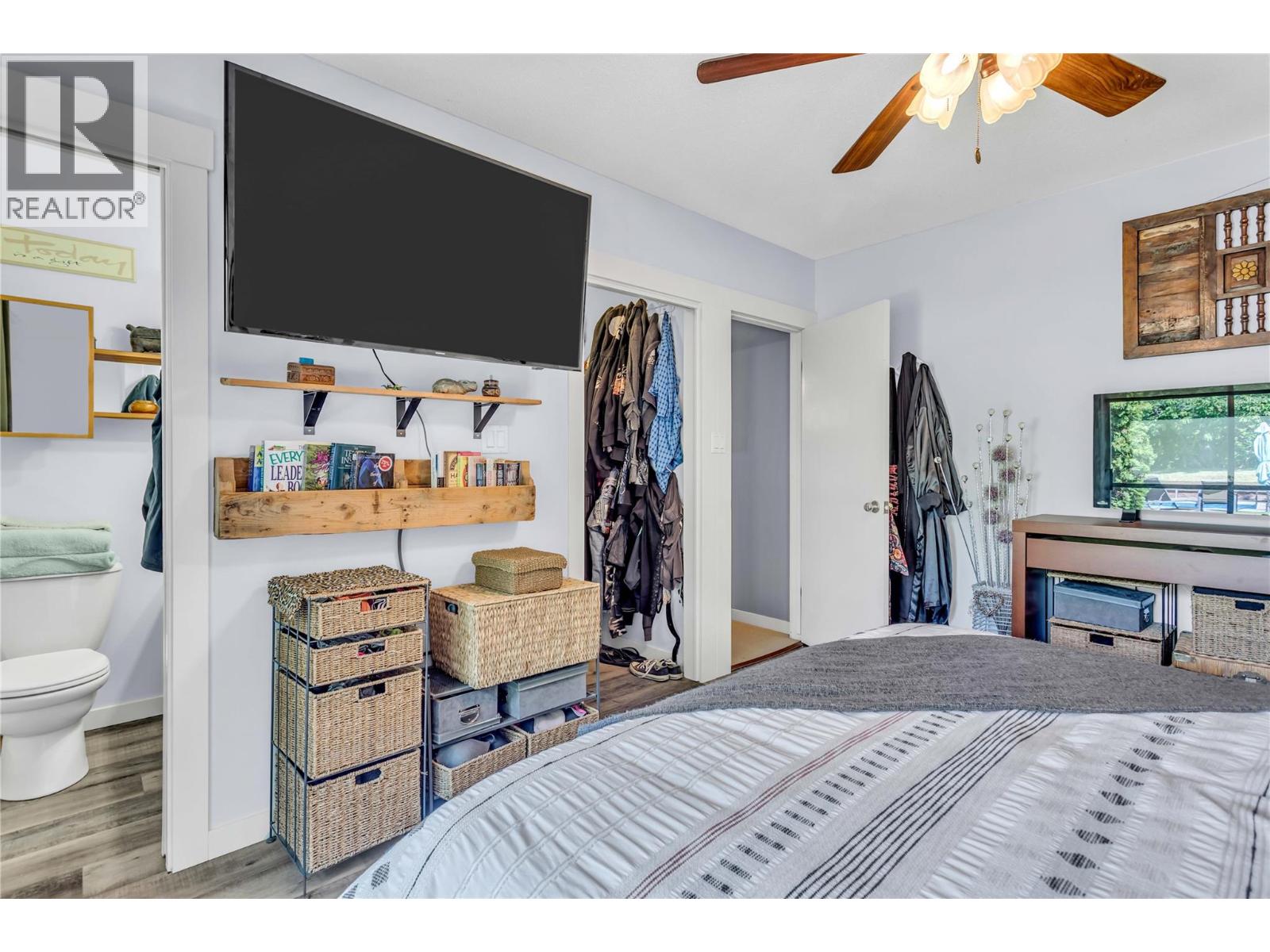 2370 Thacker Drive - 27