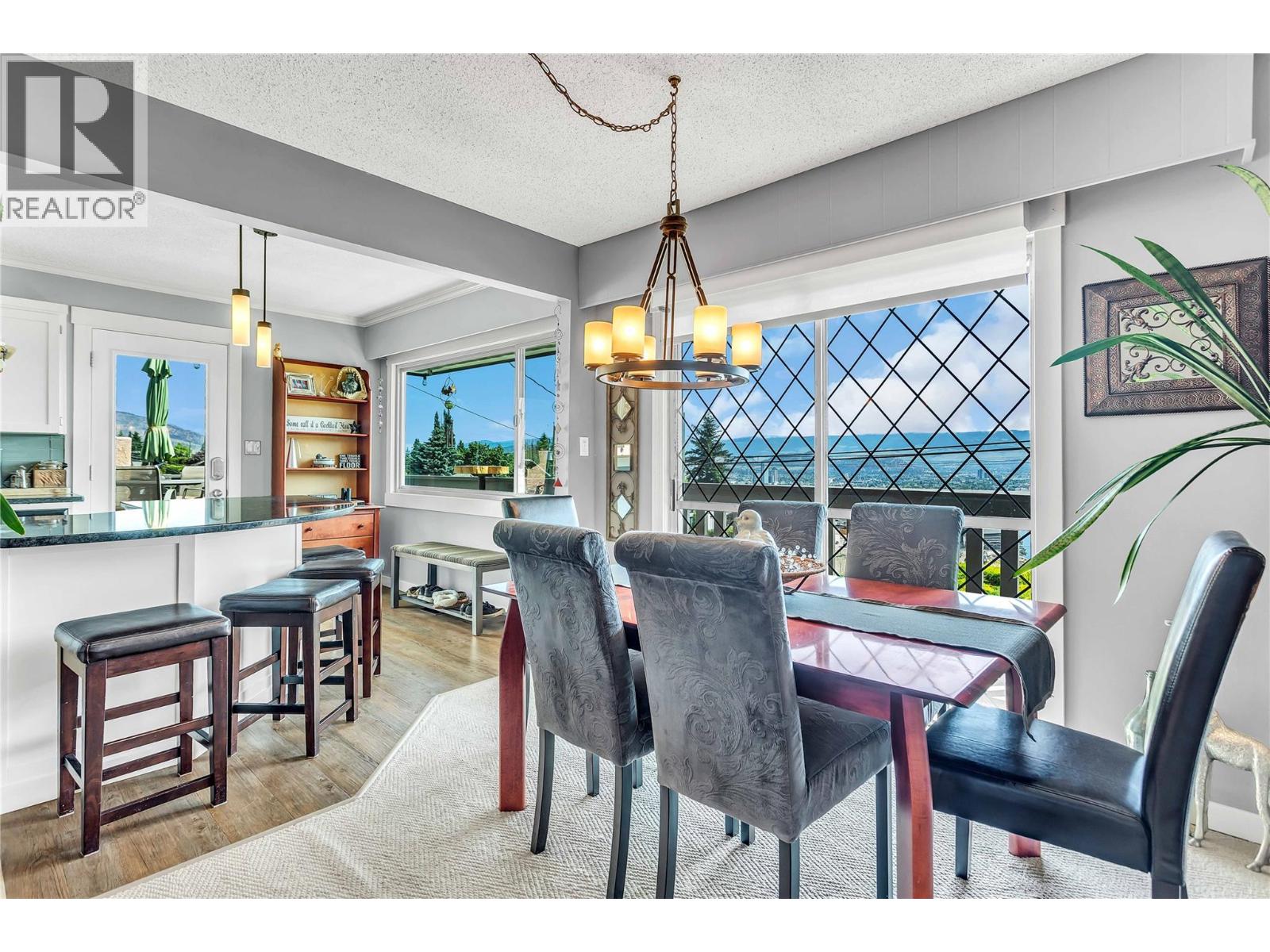 2370 Thacker Drive - 21