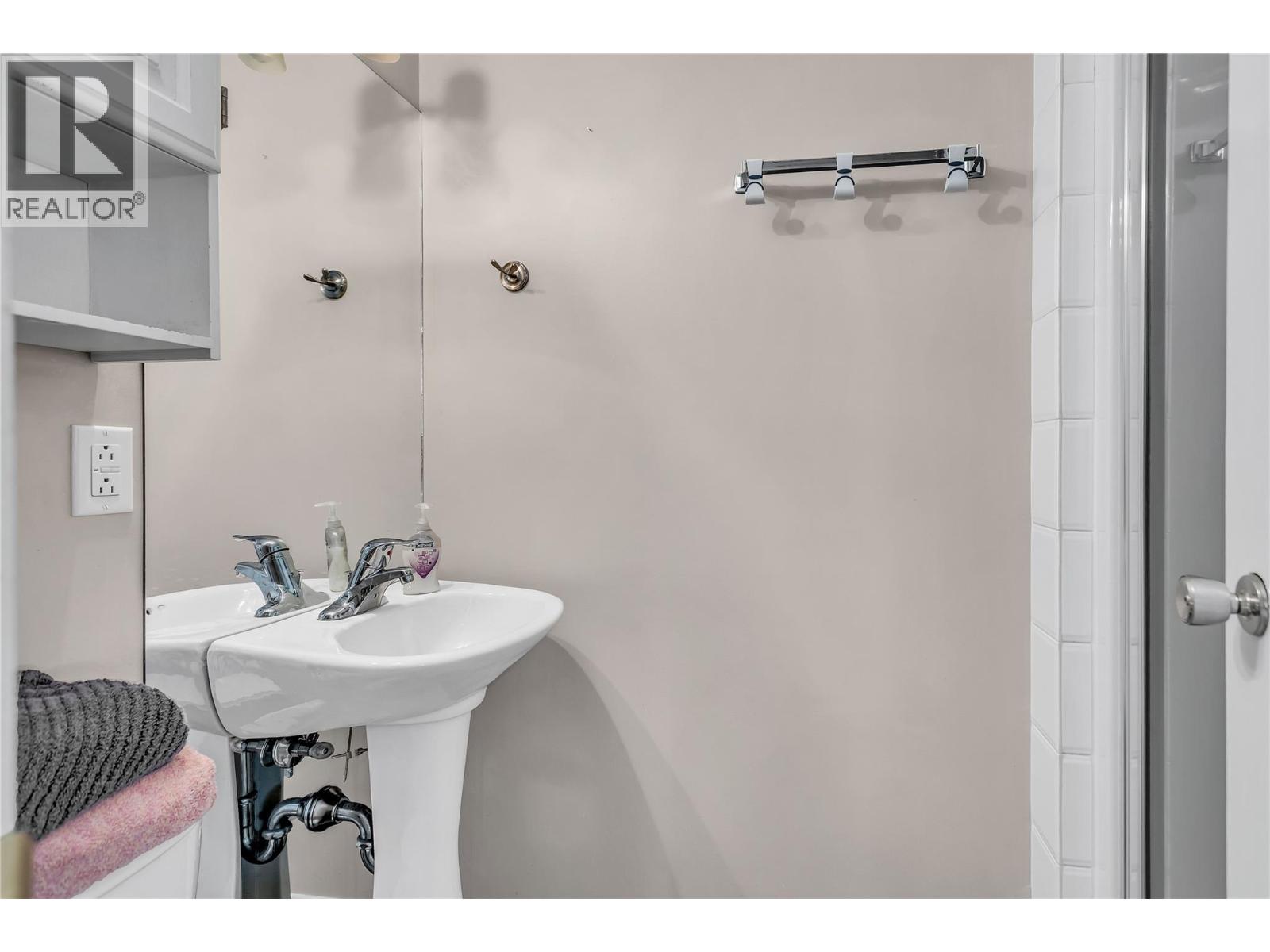 2370 Thacker Drive - 53