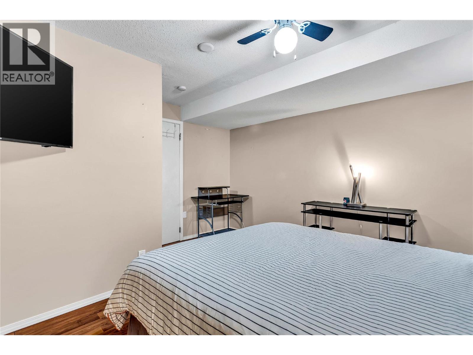 2370 Thacker Drive - 49