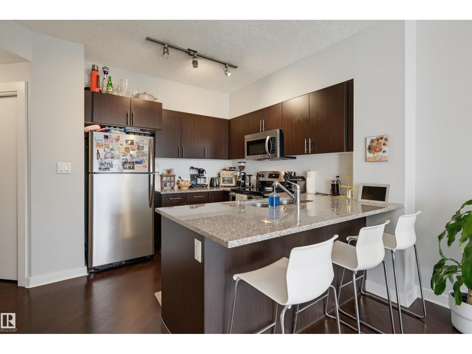 #2204 10152 104 ST NW - 12