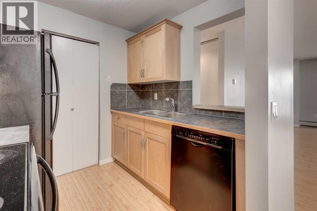 #1212 13045 6 Street SW - 14