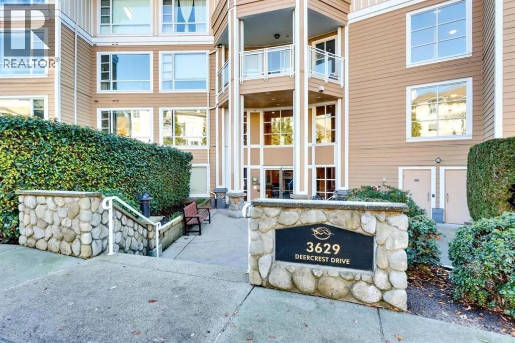 422 3629 DEERCREST DRIVE, North Vancouver — photo 2
