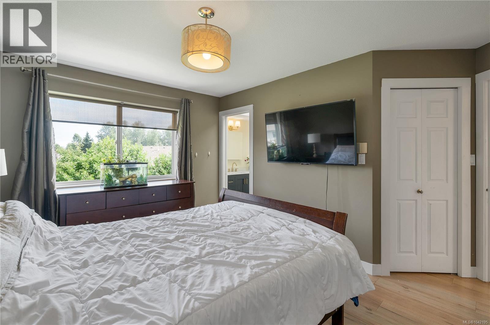 688 Hudson Rd, Campbell River