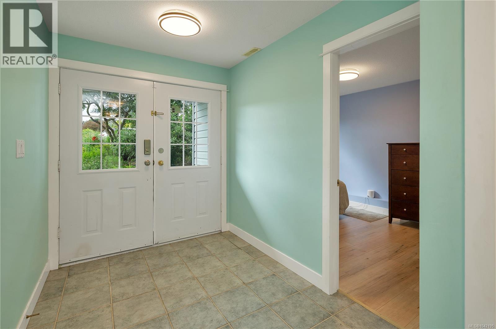 688 Hudson Rd, Campbell River