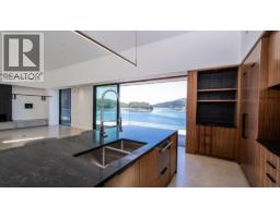 4976 Johnstone Road, Madeira Park, BC V9Y5L9 Photo 12