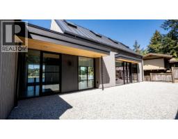 4976 Johnstone Road, Madeira Park, BC V9Y5L9 Photo 7