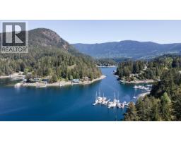 4976 Johnstone Road, Madeira Park, BC V9Y5L9 Photo 39