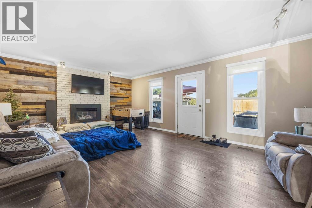 309 Edgewood STREET - 12