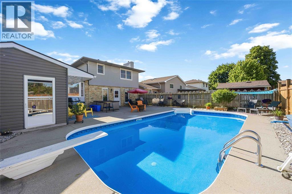 309 Edgewood STREET - 28