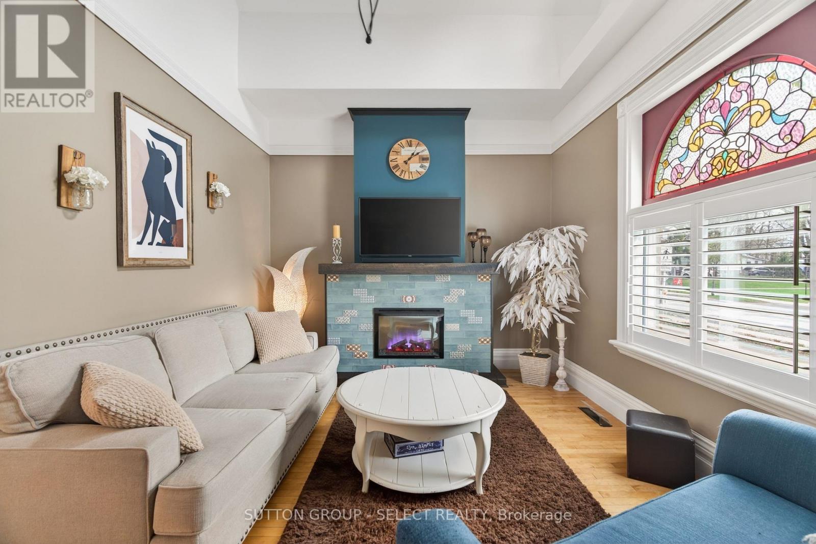 625 HALE STREET - 5