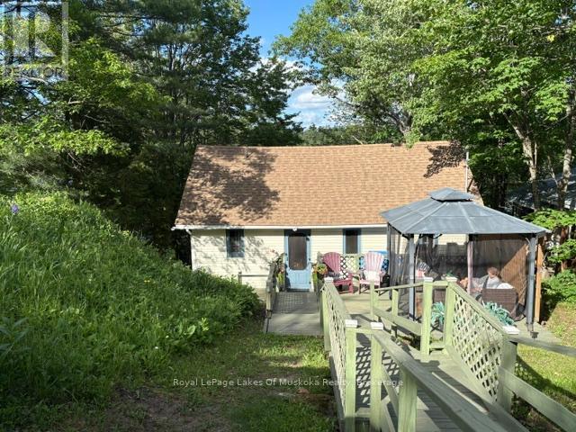 1029 SPRUNT LANE - 2