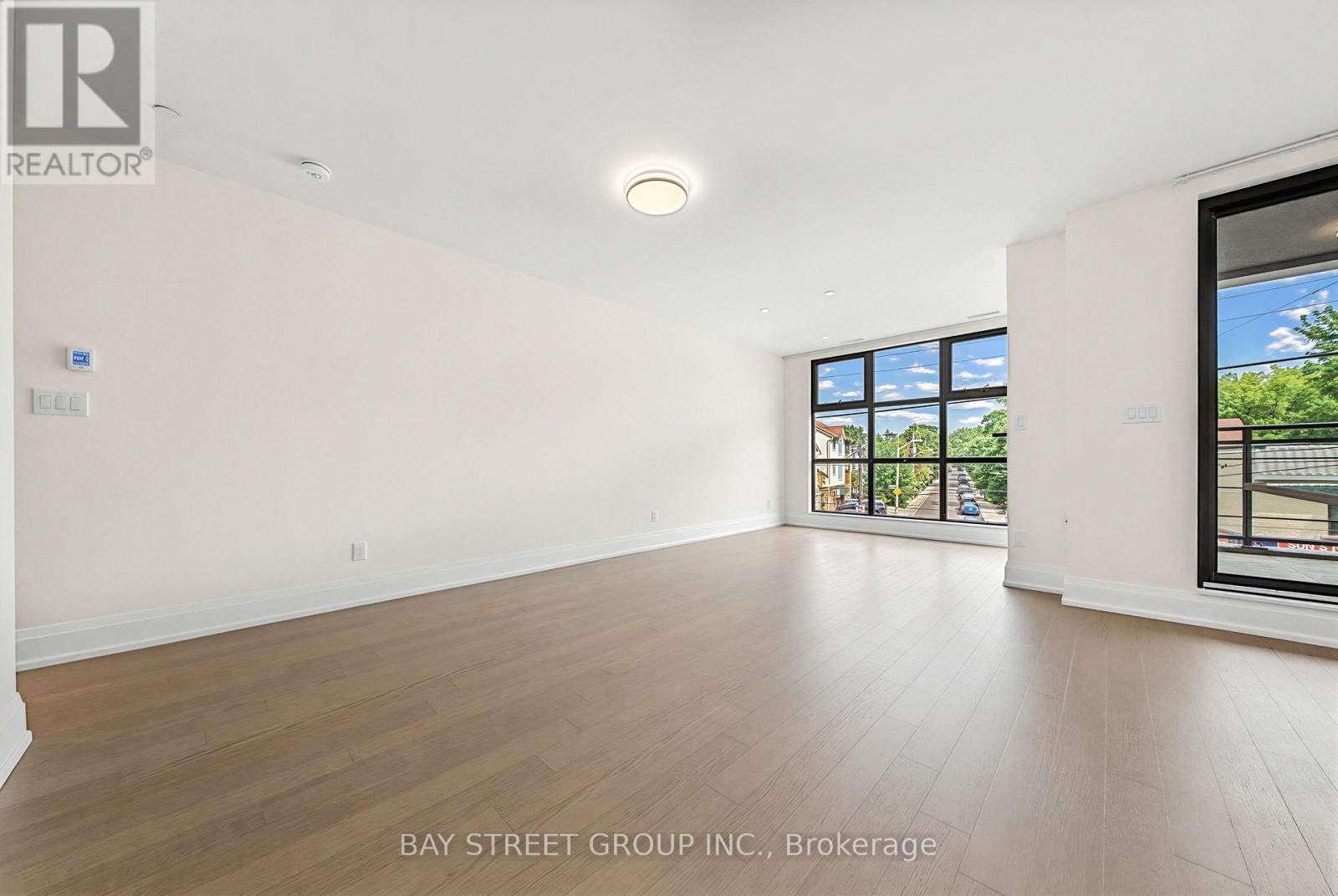 #208 365 BEECH AVENUE - 14