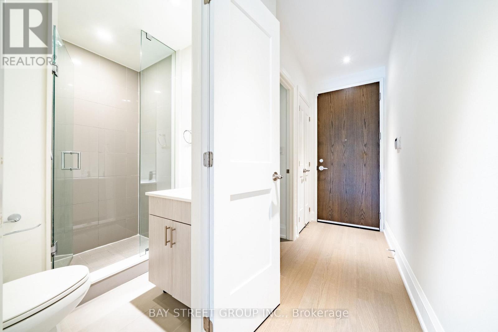 #208 365 BEECH AVENUE - 22