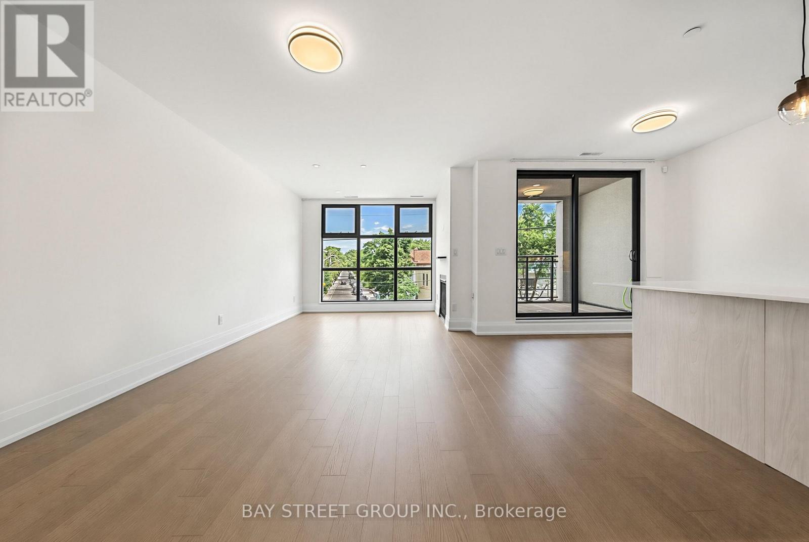 #208 365 BEECH AVENUE - Image 6