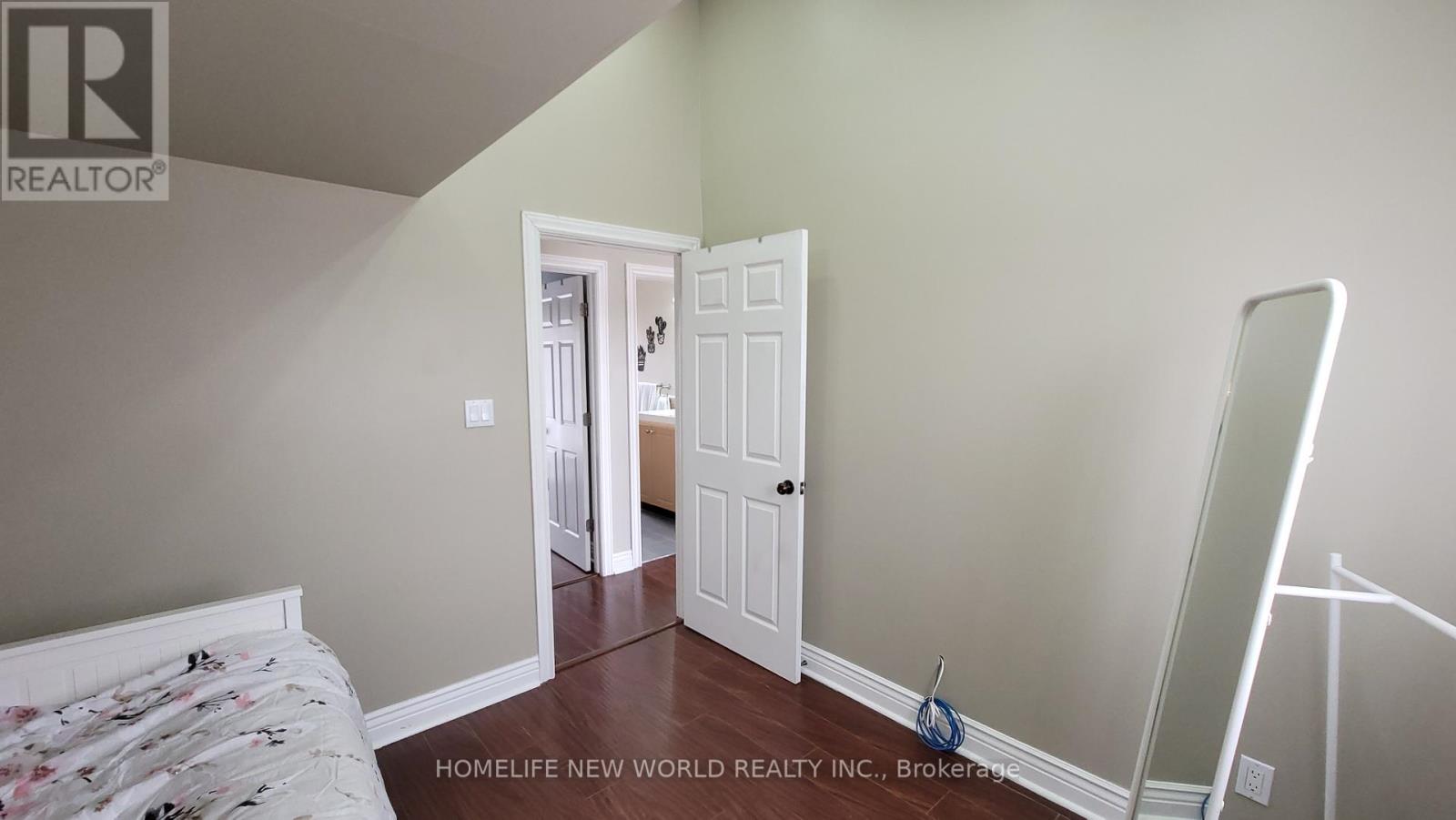 67 BINGHAM STREET - Image 8
