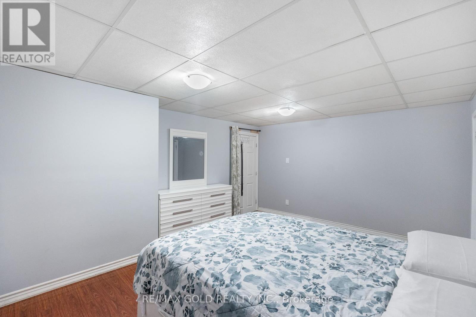 48 MAIDSTONE CRESCENT - 35