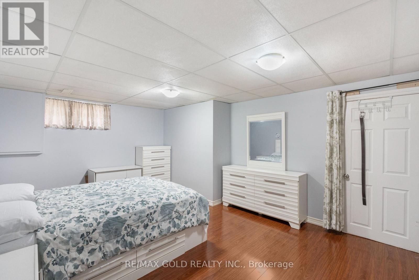 48 MAIDSTONE CRESCENT - 36
