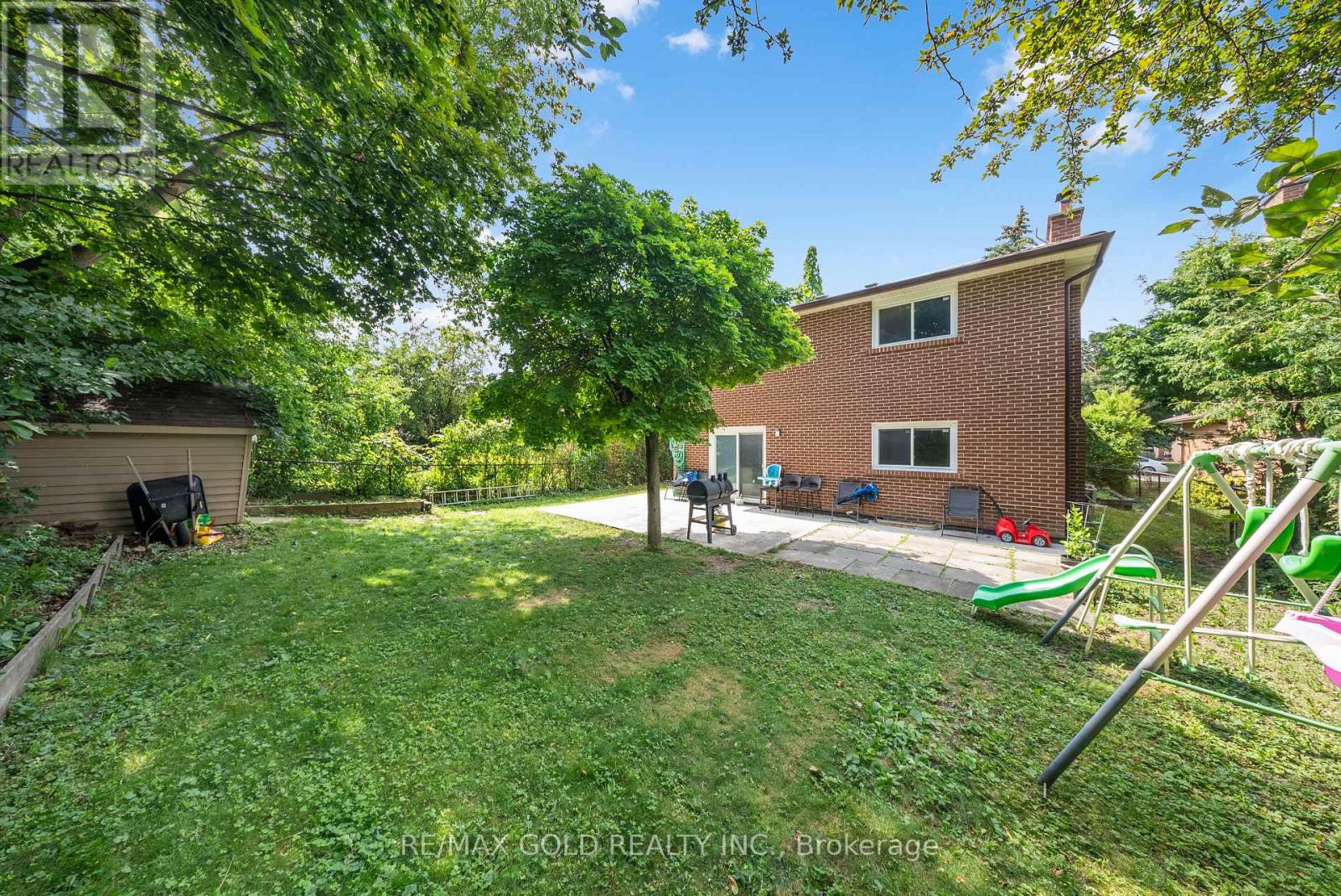 48 MAIDSTONE CRESCENT - 48
