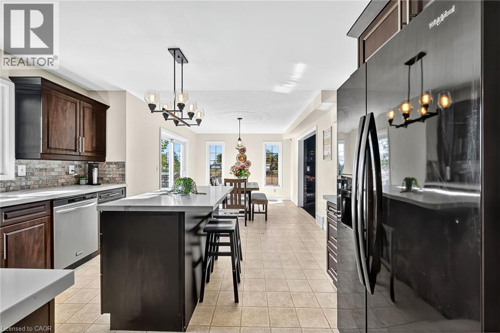 8 TALBOT Road - Image 7
