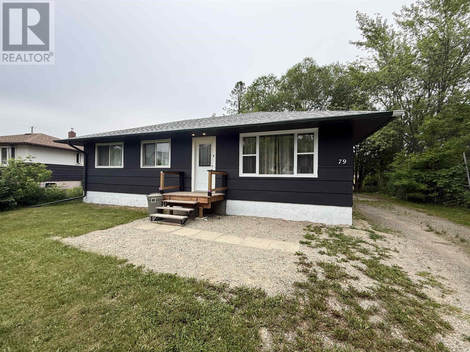 79 Maple CRES - 1