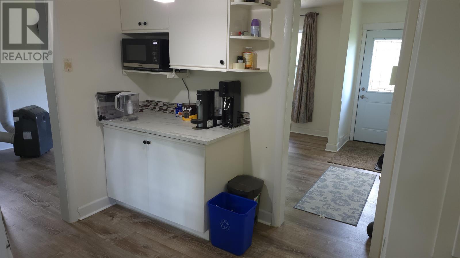 79 Maple CRES - 6