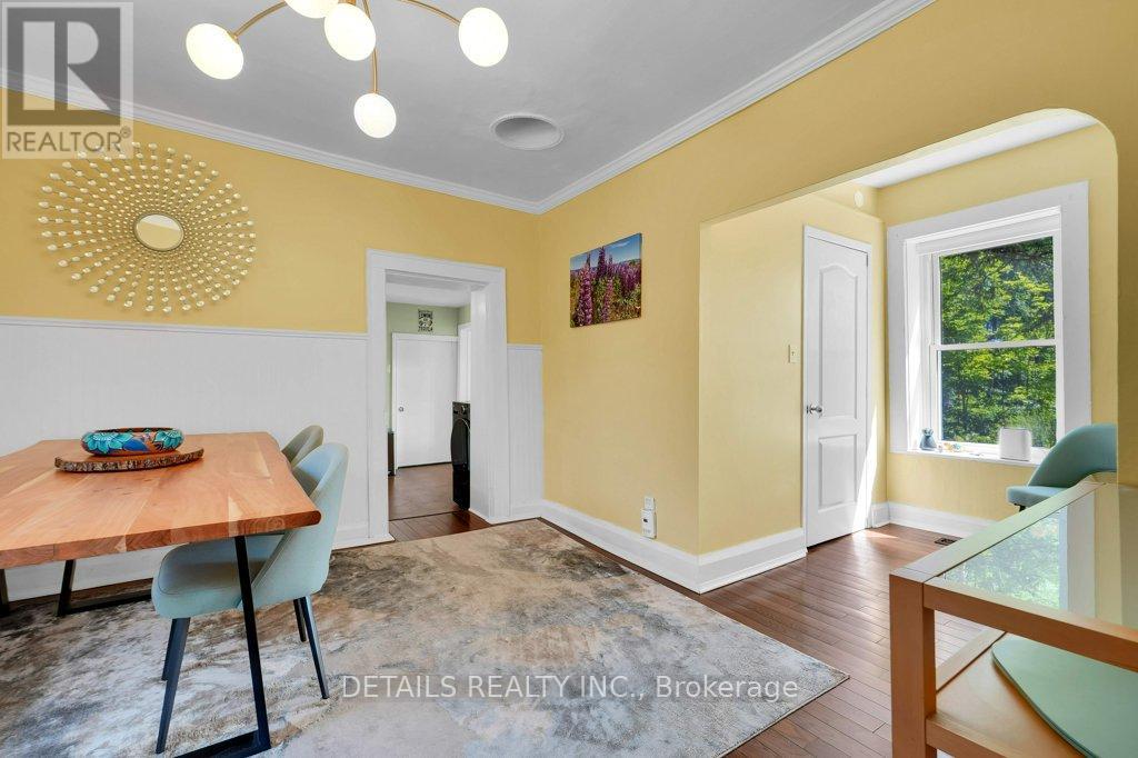205 LEWIS STREET W - 13