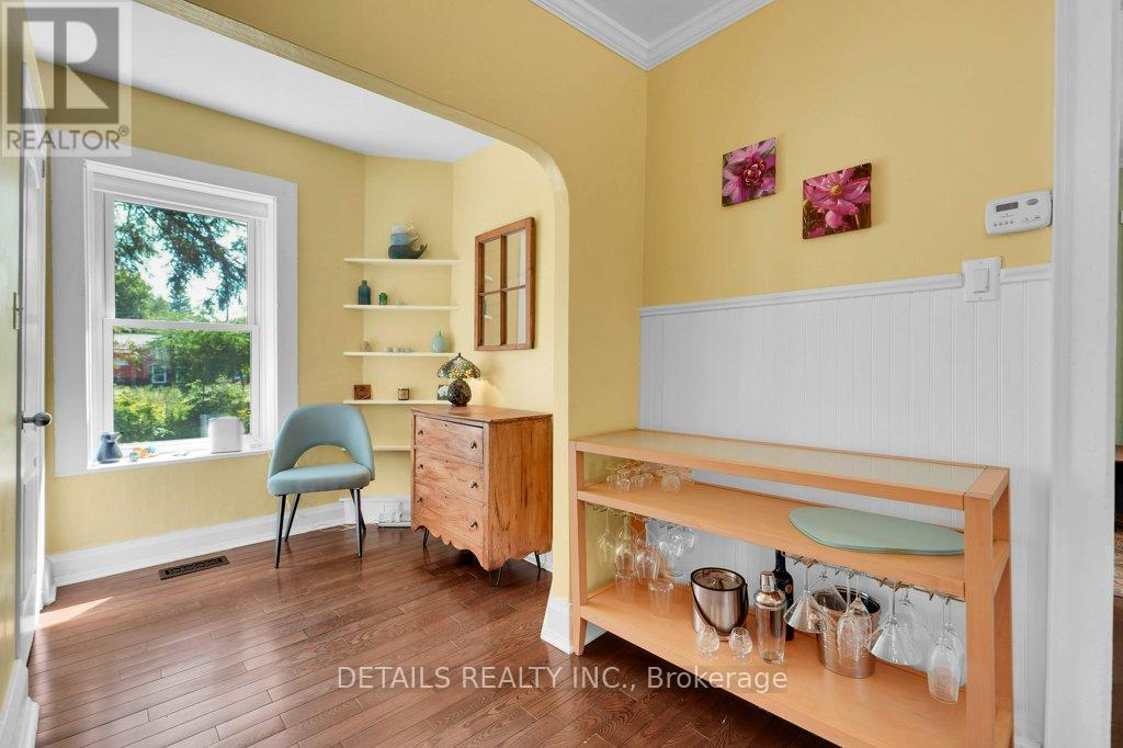 205 LEWIS STREET W - 14