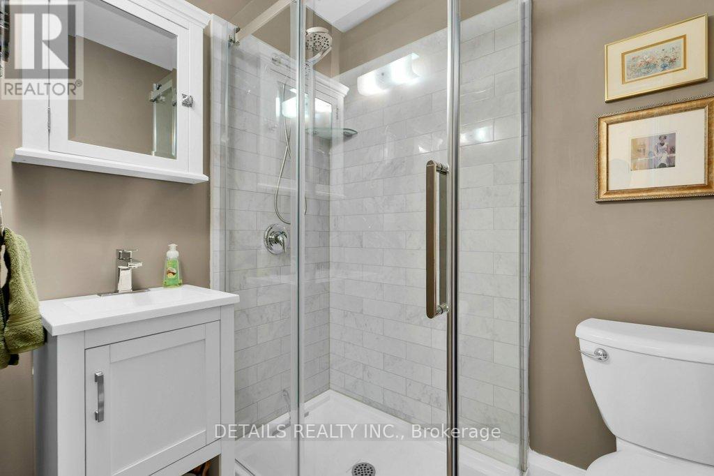205 LEWIS STREET W - 15