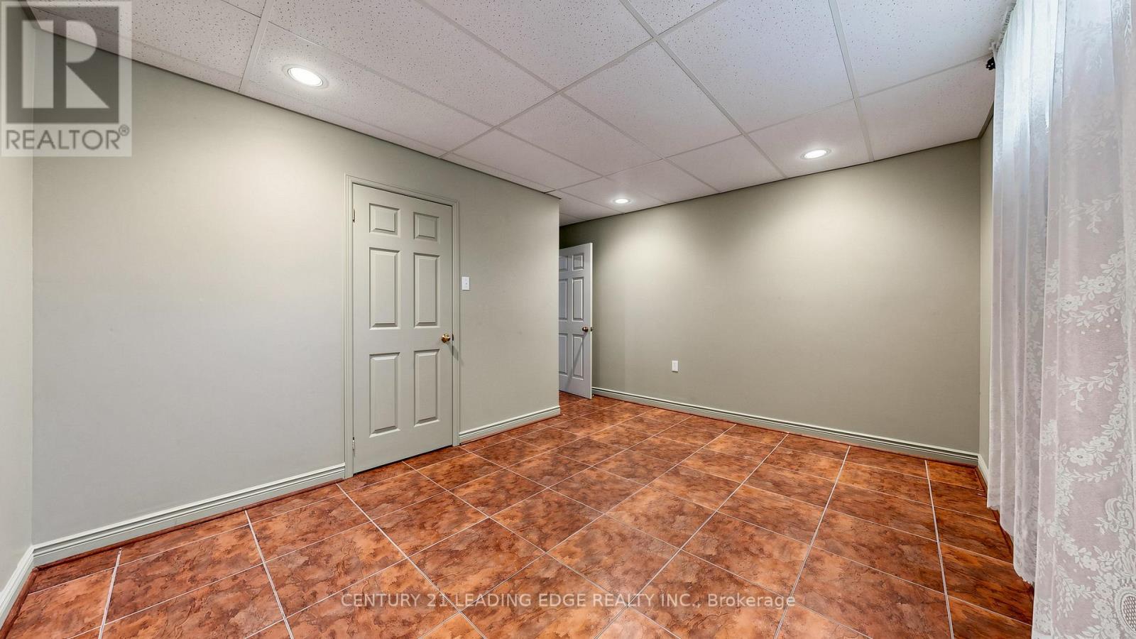 6466 OLD HOMESTEAD ROAD - 23
