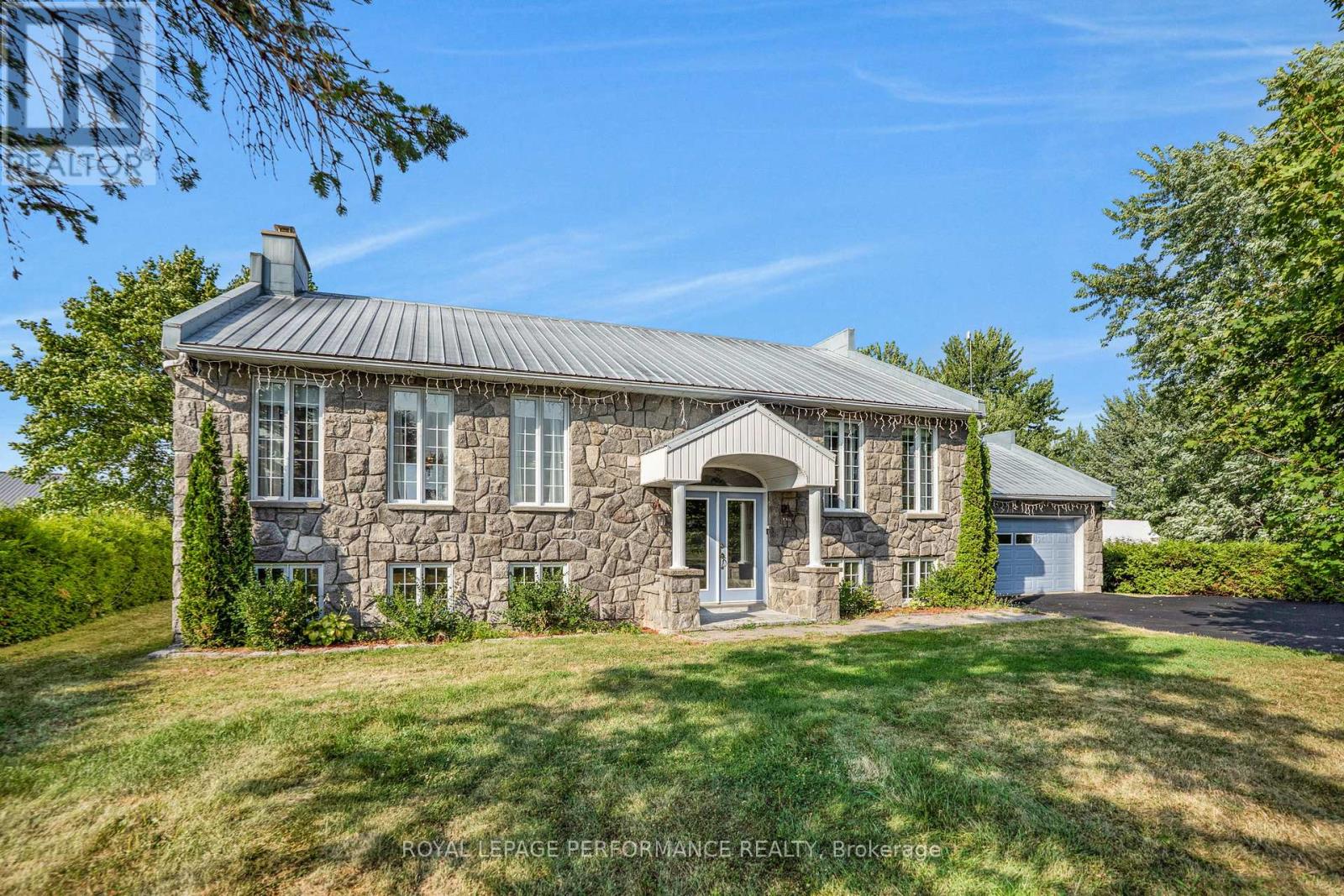 123 CH DU DOMAINE ROAD - 1