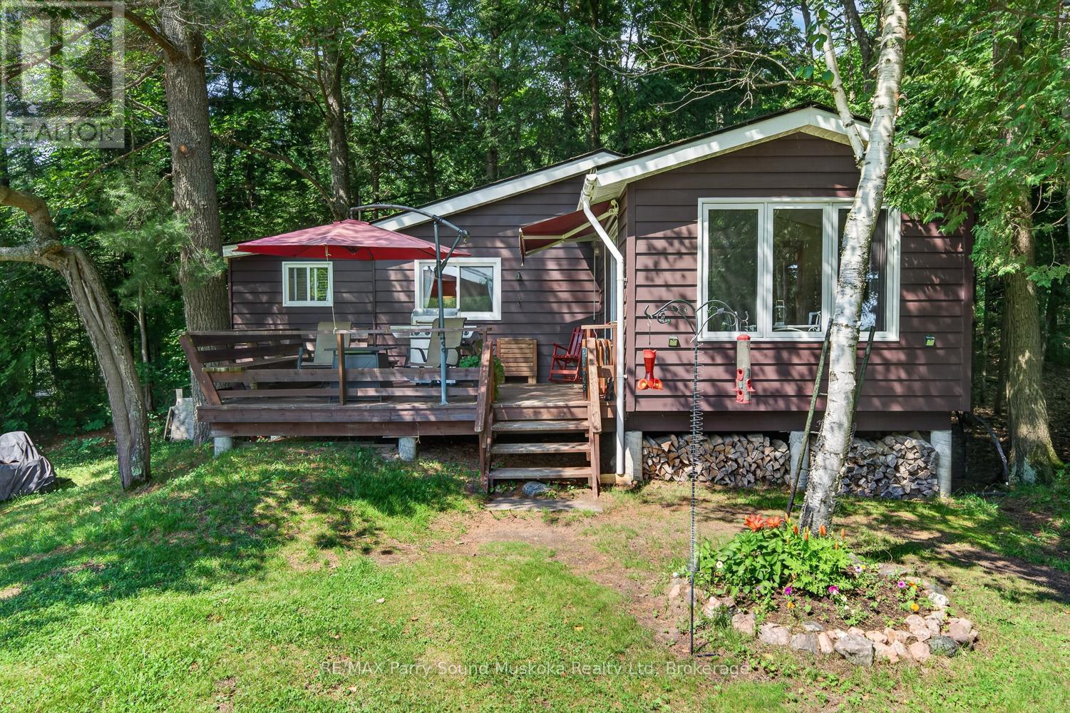 101 CHAIN OF LAKES ROAD - 3