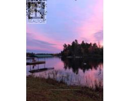 101 Chain Of Lakes Road, Seguin, ON P2A0B6 Photo 11