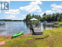 101 Chain Of Lakes Road, Seguin, ON P2A0B6 Photo 8