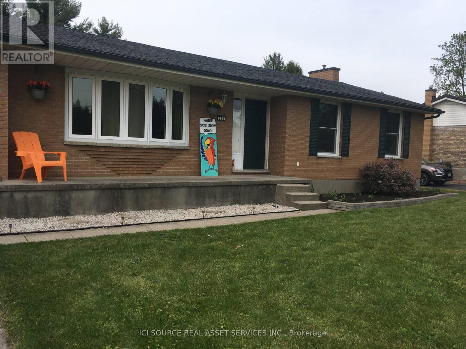 230 MINNIE STREET - 1