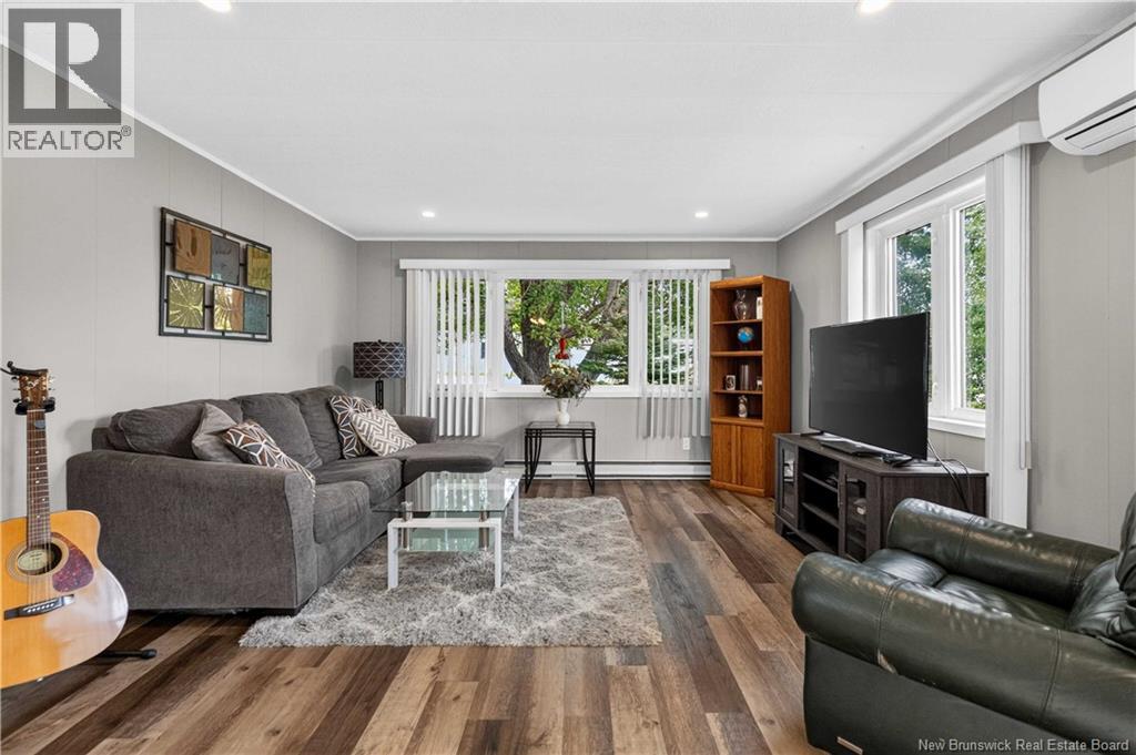 62 Biddington Avenue - 5