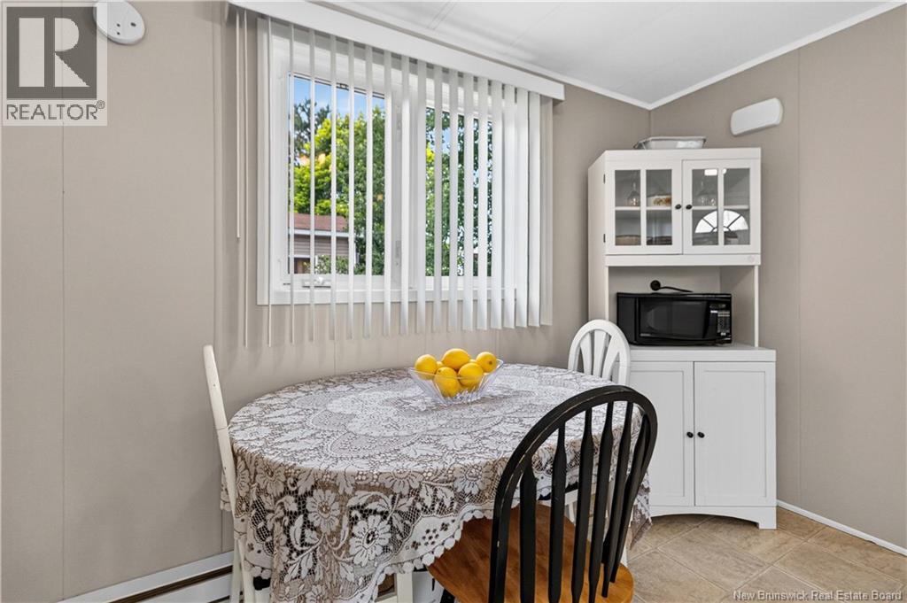 62 Biddington Avenue - Image 15