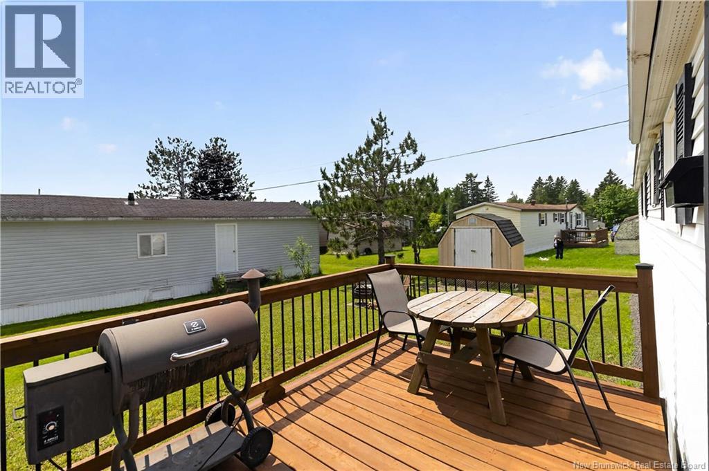 62 Biddington Avenue - Image 4