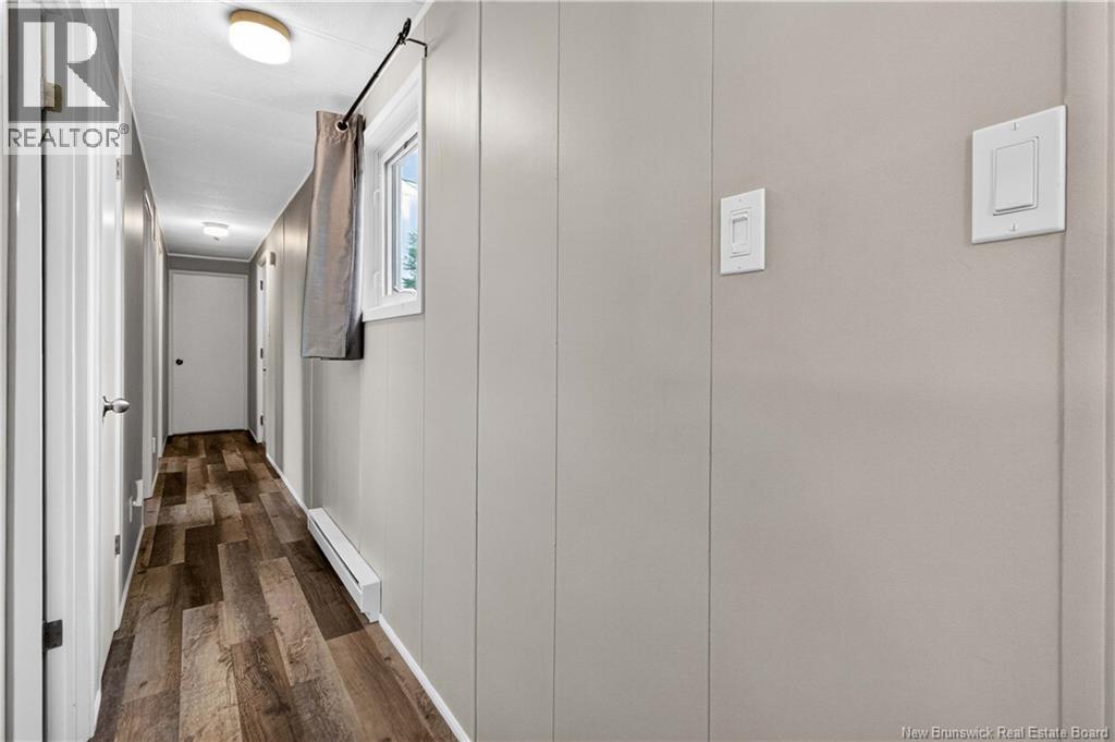 62 Biddington Avenue - Image 20