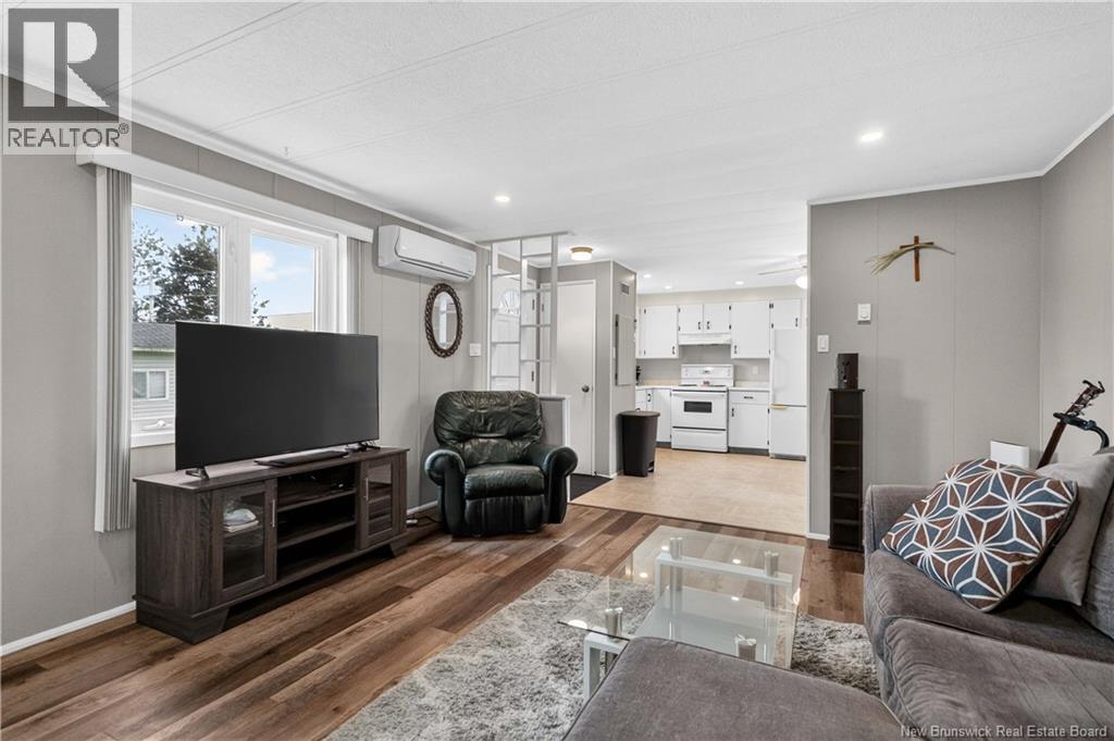 62 Biddington Avenue - 9