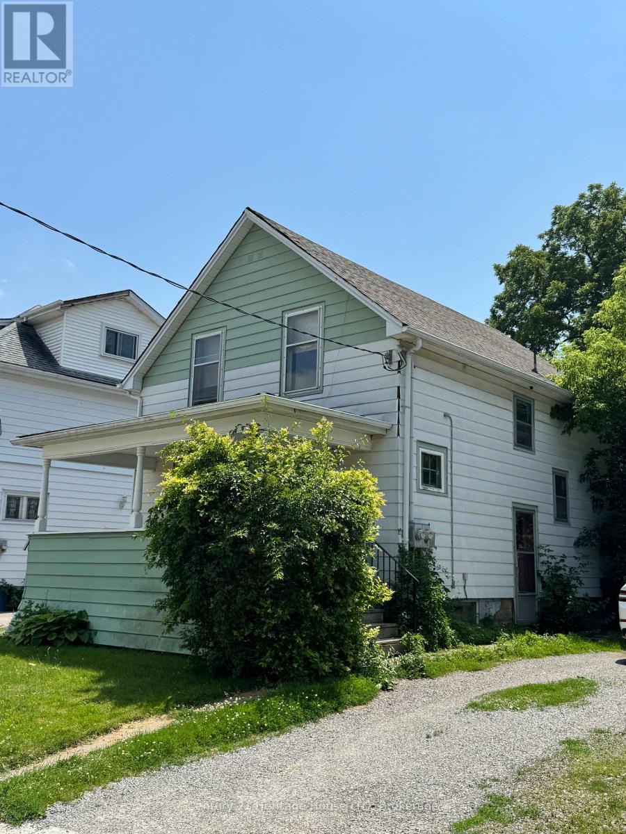 4680 RYERSON CRESCENT - 1