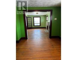 Bedroom 2 - 4680 Ryerson Crescent, Niagara Falls, ON L2J0E8 Photo 12