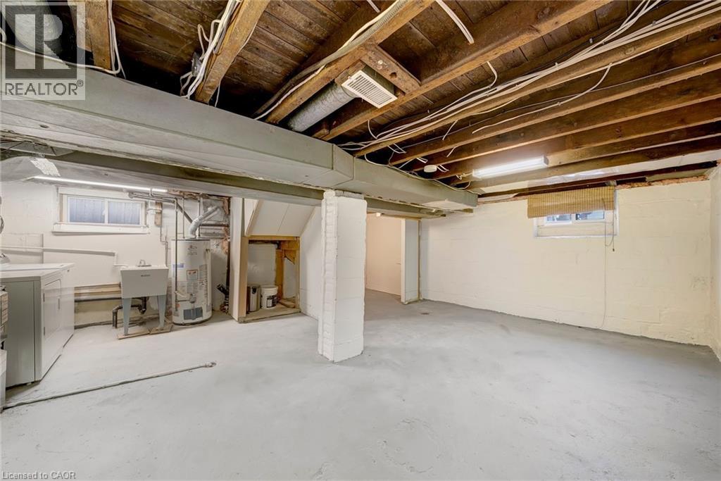 73 PETER Street - 23