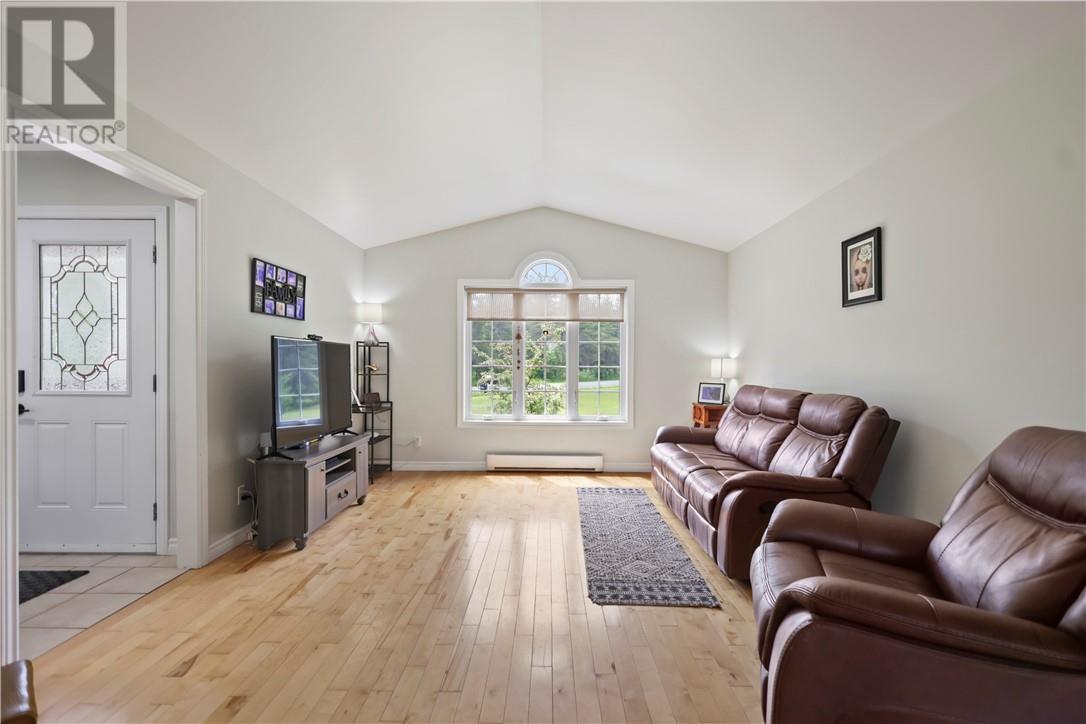 551 Barber Street - 10