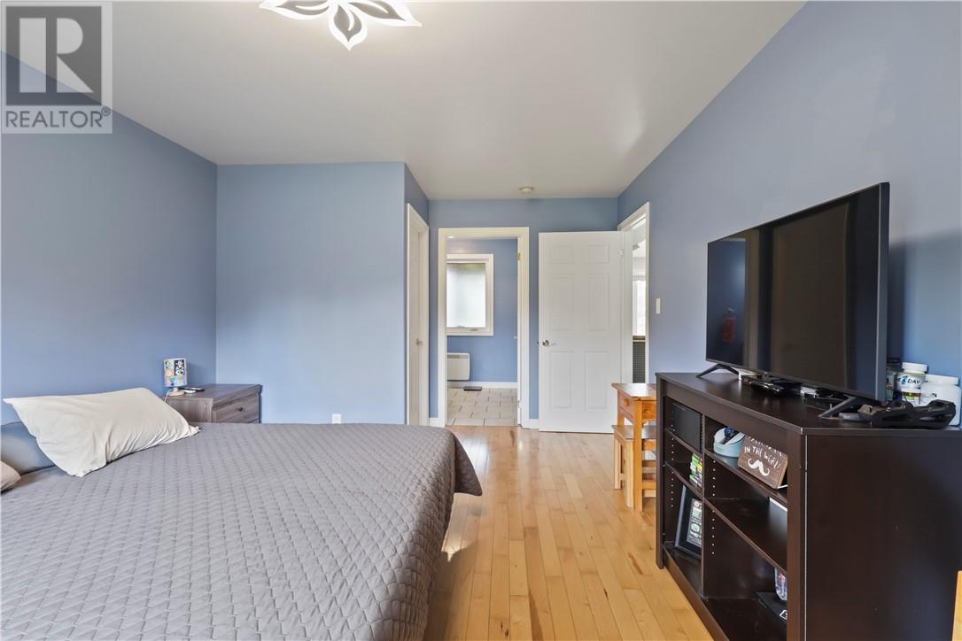 551 Barber Street - 23