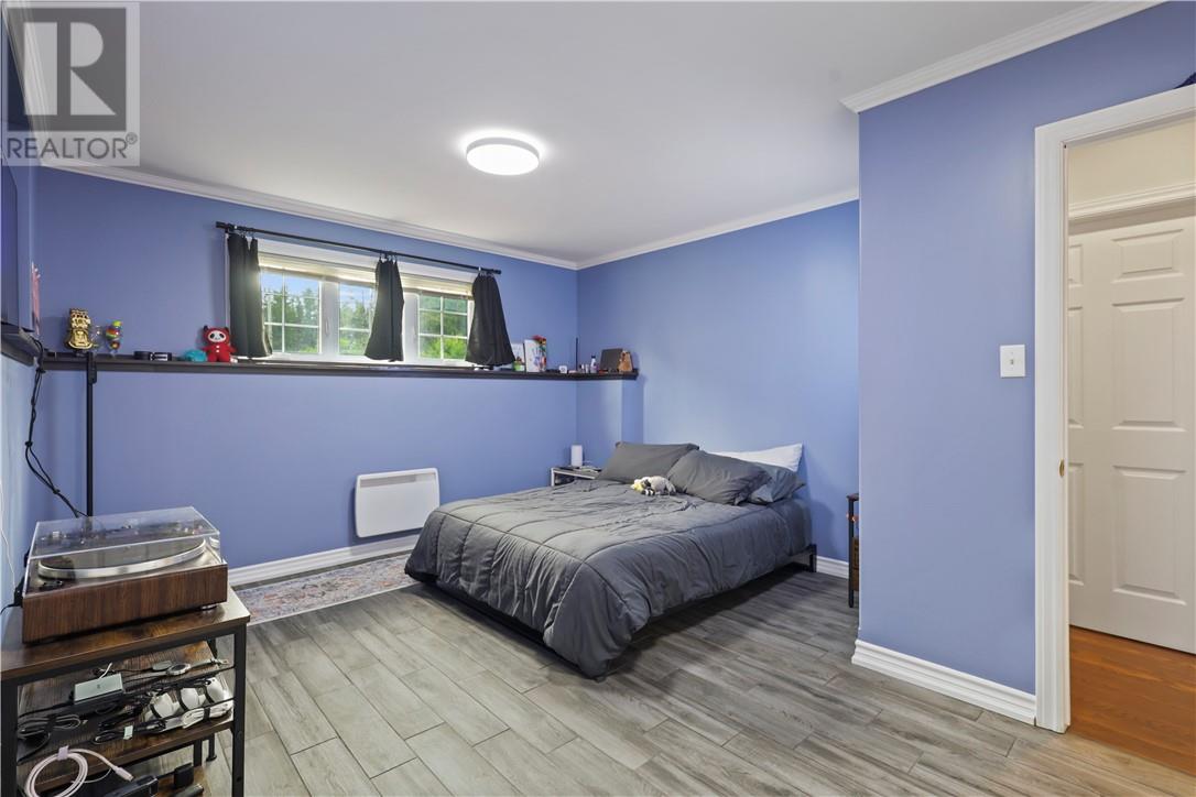 551 Barber Street - 37