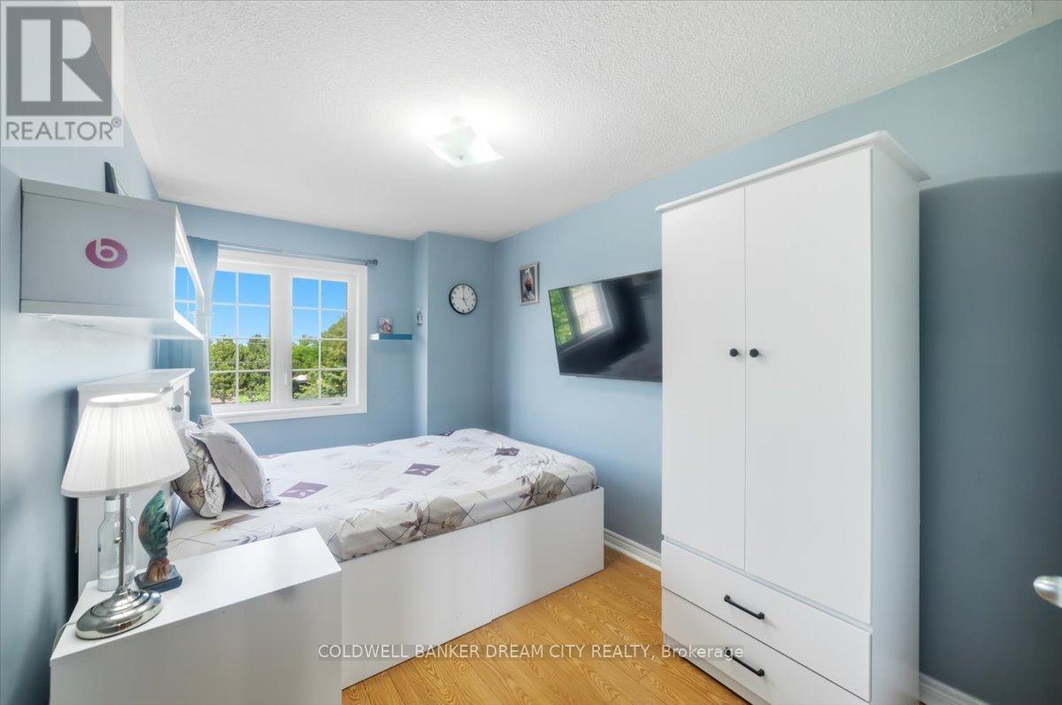 9738 MCLAUGHLIN ROAD - 12
